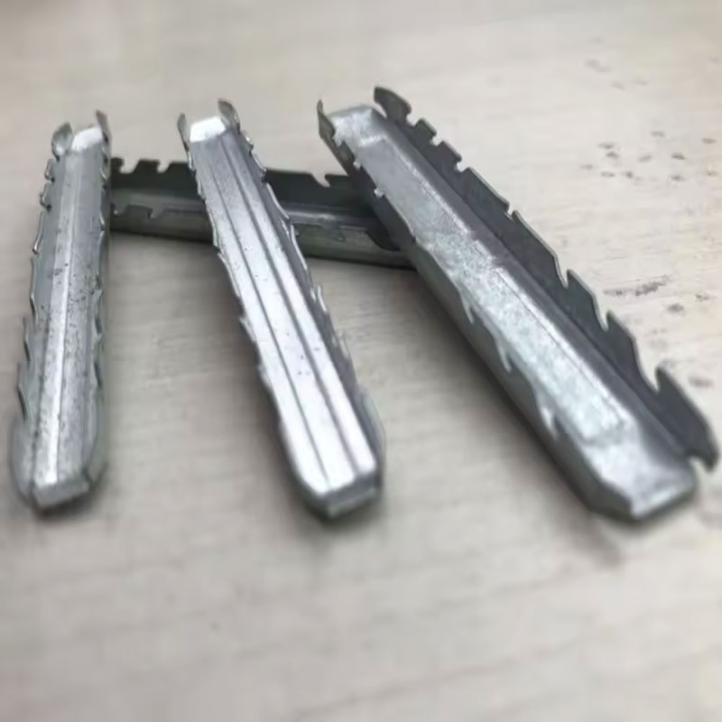 China Manufacturer Insulating Glass Aluminum Spacer Steel Straight Corners