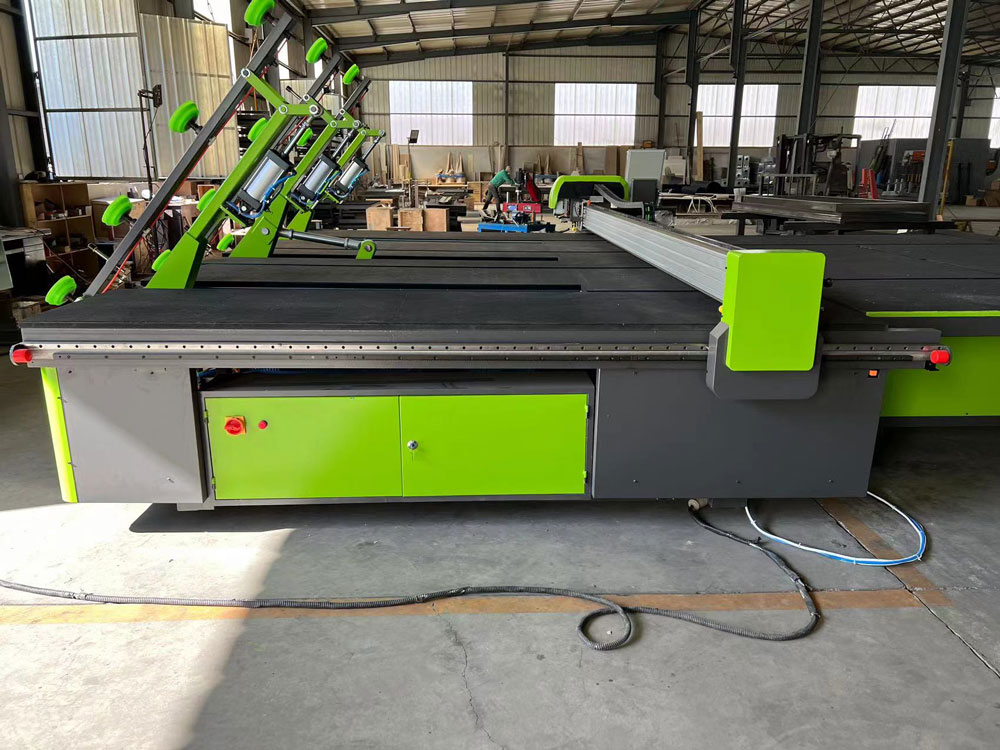 Automatic Glass Cutting Machine 