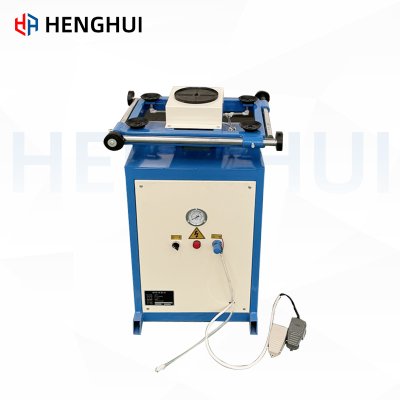 Horizontal Sealant Coating Extruder Machine Rotated Sealant Spreading Table